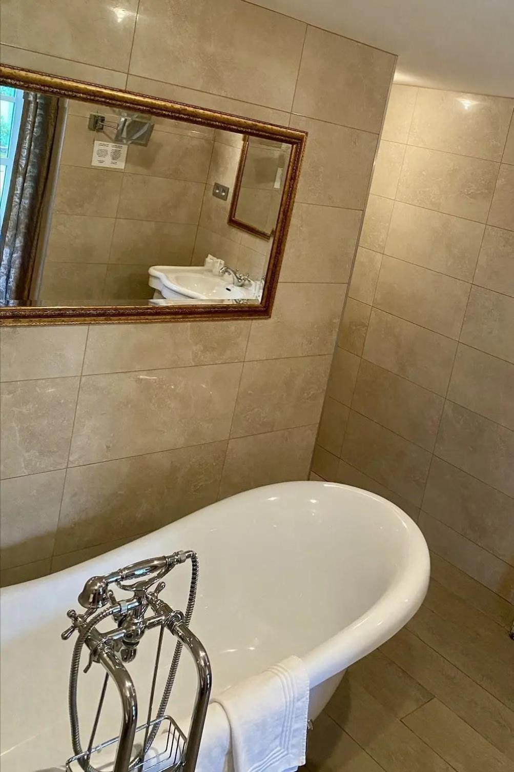 Hotel L'Ami Du Chambertin Тимистер Экстерьер фото